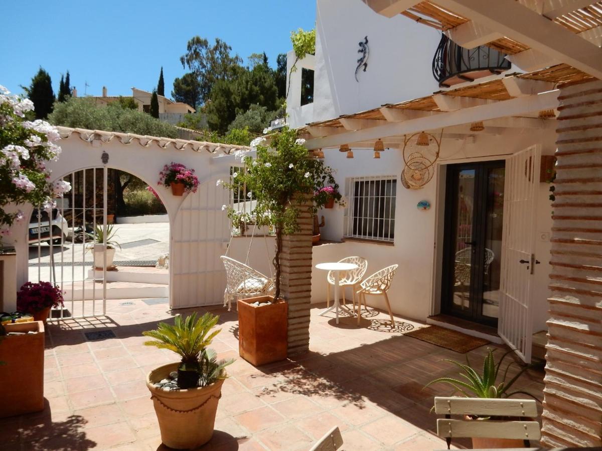 Bed And Breakfast Lagabella Sedella Екстериор снимка