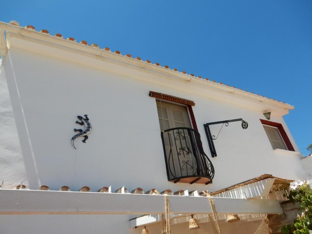Bed And Breakfast Lagabella Sedella Екстериор снимка
