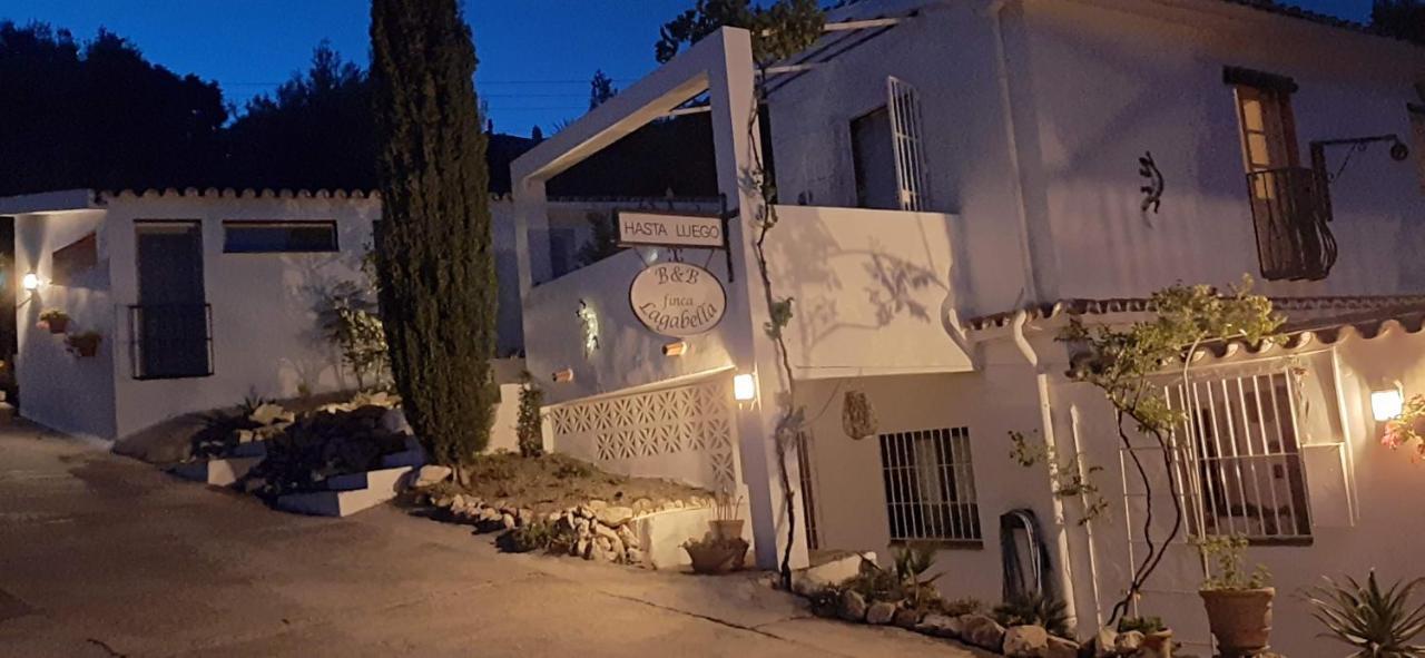 Bed And Breakfast Lagabella Sedella Екстериор снимка