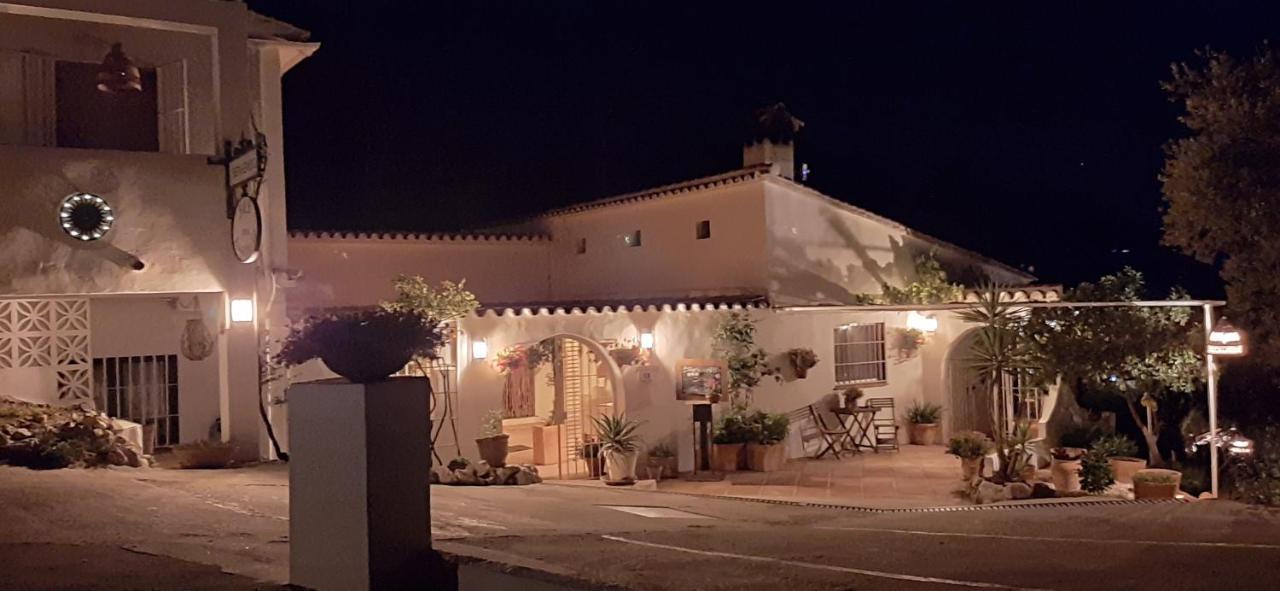 Bed And Breakfast Lagabella Sedella Екстериор снимка
